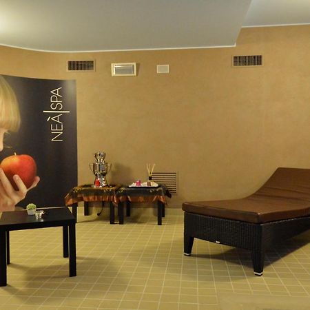 Leinì Air Palace Hotel מראה חיצוני תמונה