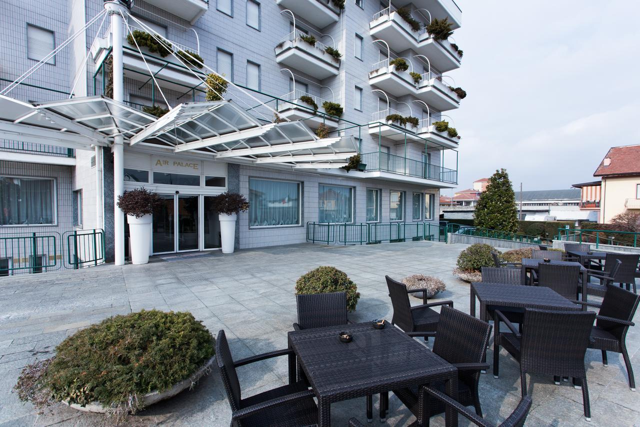 Leinì Air Palace Hotel מראה חיצוני תמונה
